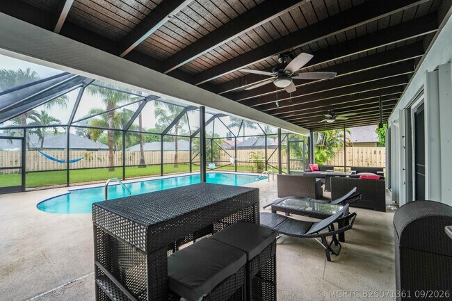 Building Photo - 301 Knotty Wood Ln