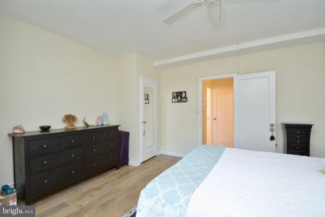 Building Photo - 3436 Martha Custis Dr