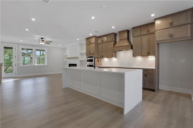 Building Photo - 119 Bridgecrest Rd