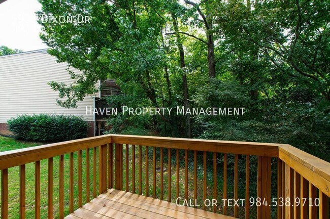 Building Photo - 5935 Dixon Dr
