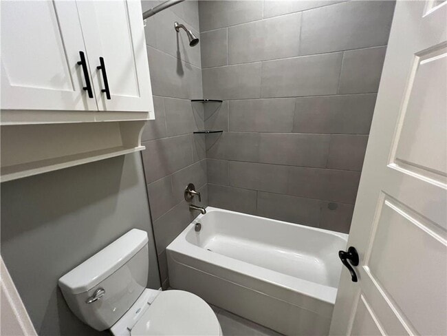 Building Photo - 819 Malbec Rd