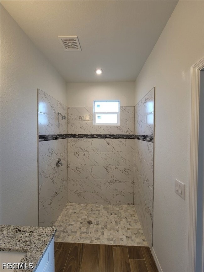 Building Photo - 684 Thomas Sherwin Ave S