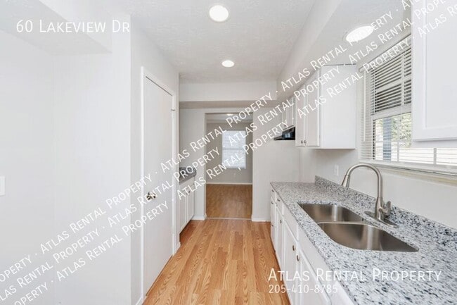 Building Photo - 60 Lakeview Dr