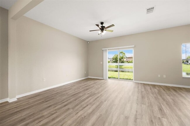 Building Photo - 1037 Brenton Manor Dr