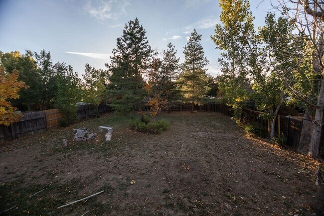 Building Photo - Spacious 4 Bedroom in Mid-Town Fort Collins