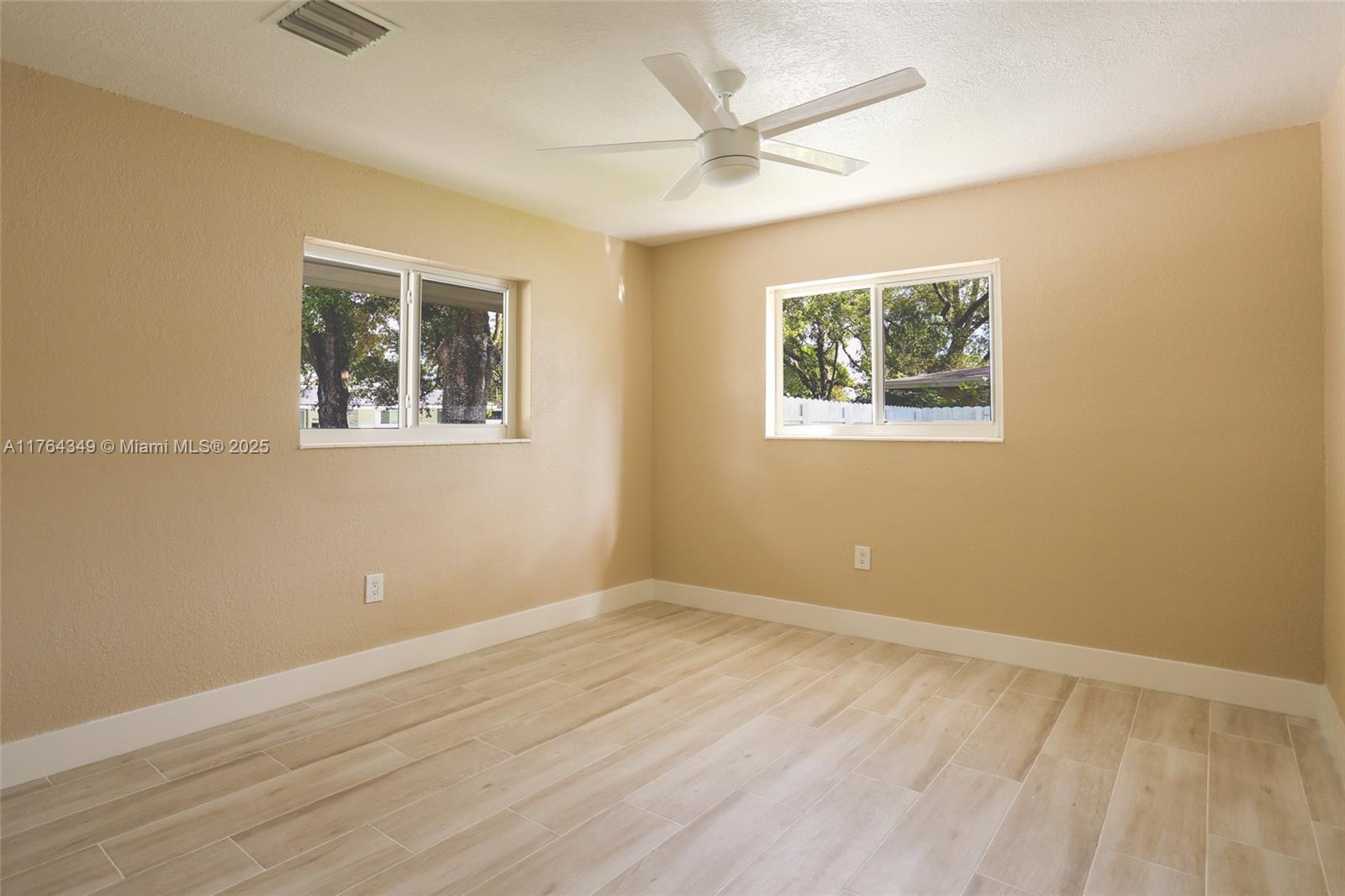 Building Photo - 8870 SW 87th St