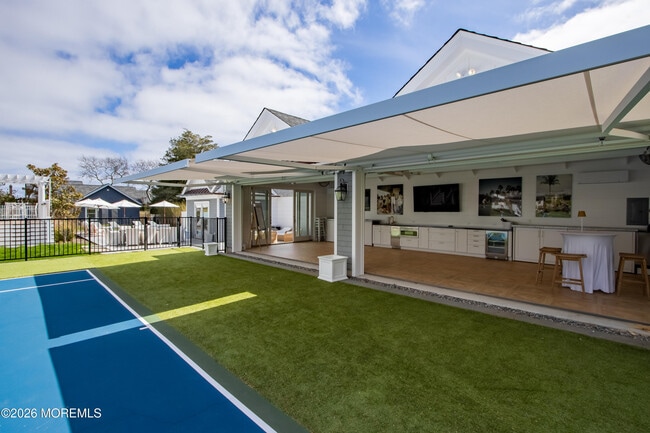 Building Photo - 207 Monmouth Ave