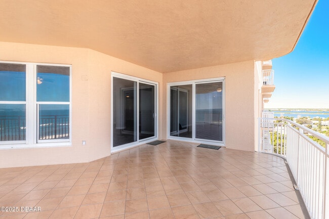 Building Photo - 3245 S Atlantic Ave