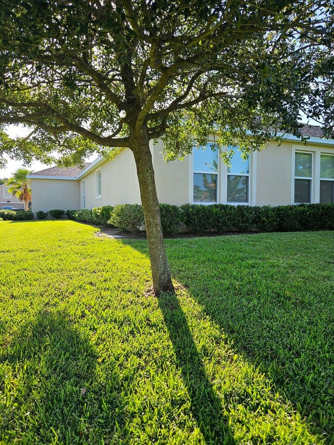 Building Photo - Coming soon!!! BEAUTIFUL 4 BEDROOM 3 BATH ...