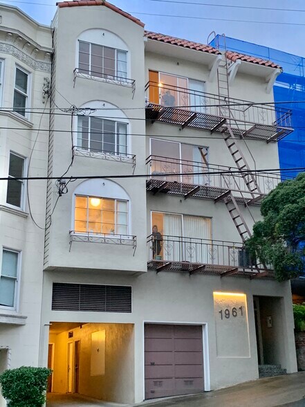 Building Photo - 1961 Clay St