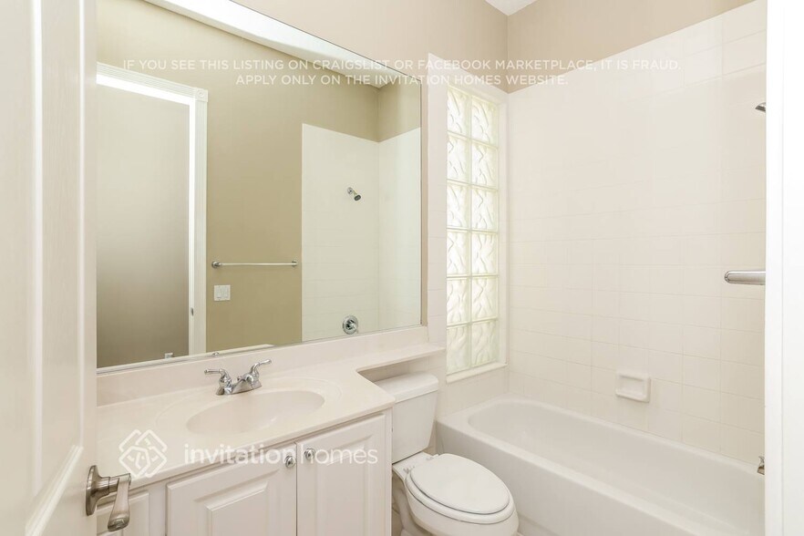 Building Photo - 8341 Dominica Pl