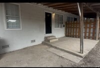 Building Photo - 515 Margil St