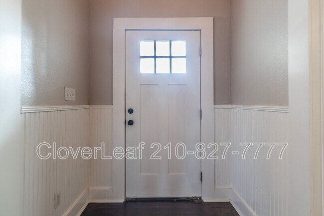 Building Photo - 242 Furnish Ave