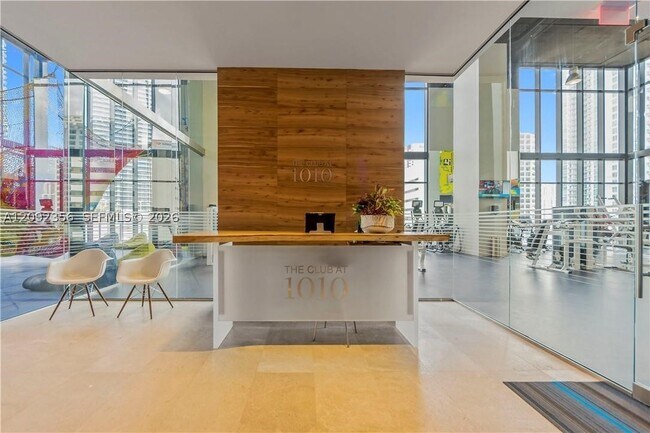 Building Photo - 1010 Brickell Ave