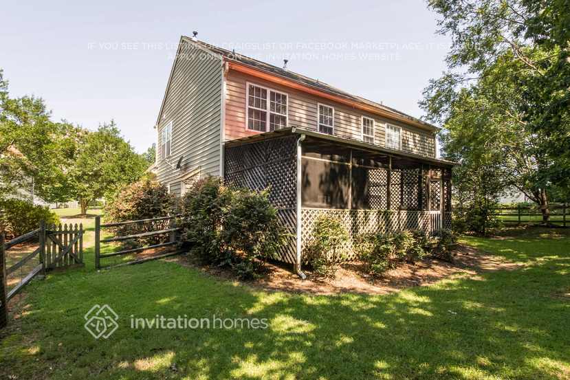 Building Photo - 645 Clearbrook Rd