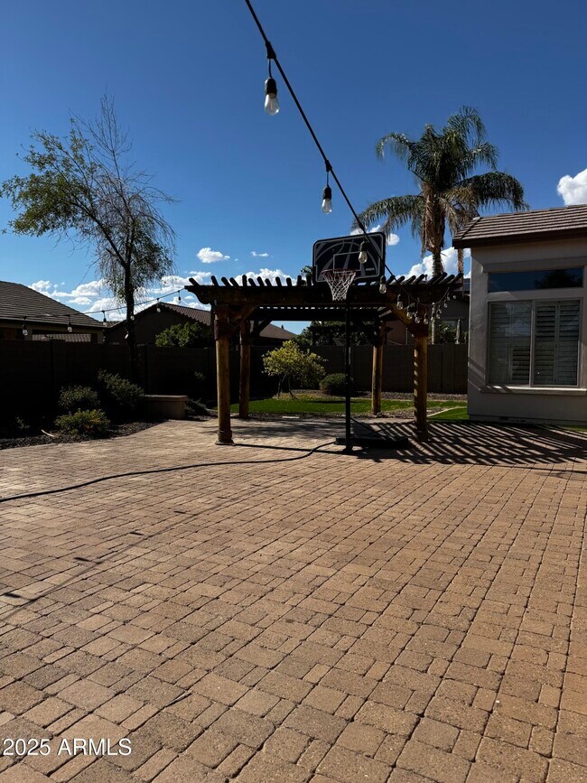 Building Photo - 25914 N 49th Ln