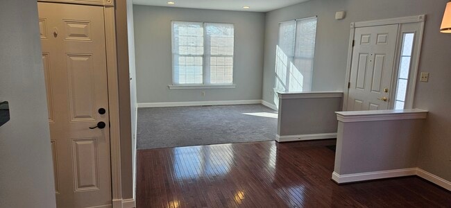 Building Photo - 911 Caralea Dr