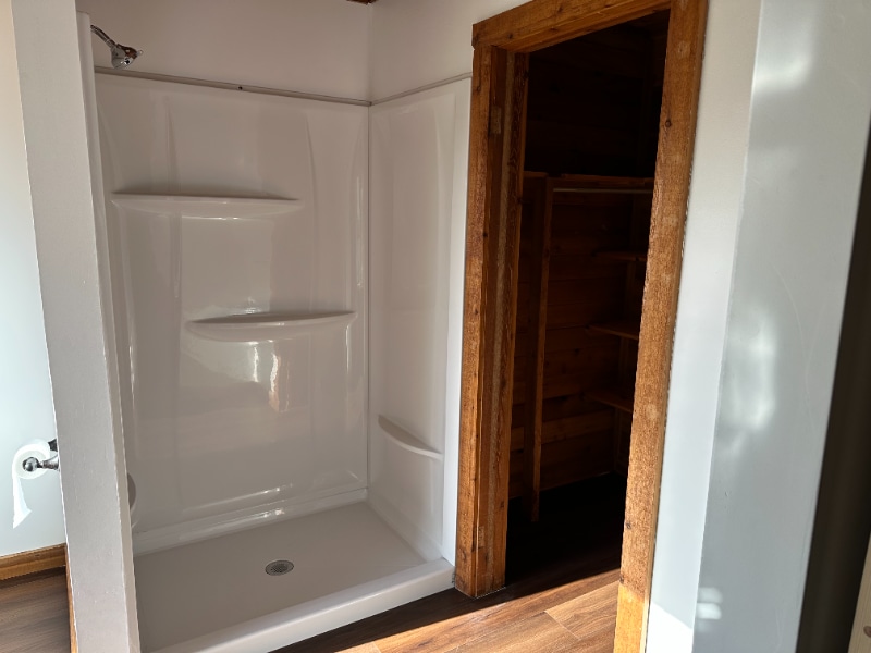 Building Photo - 5963 W Chadwick Rd