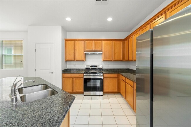 Building Photo - 7727 S Coral Cactus Ct