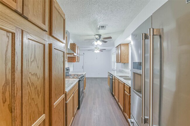 Building Photo - 12002 Palmcroft St