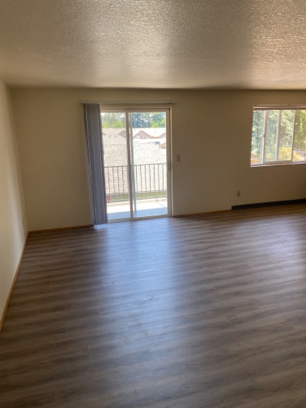 Building Photo - 1228 E 1st Ave