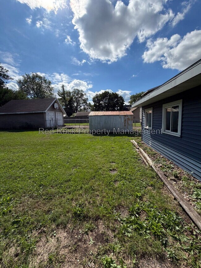 Building Photo - 1147 McKinley Ave