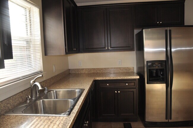 Building Photo - Pre-Leasing Now for the Fall Semester 2026