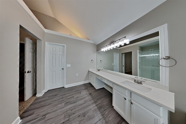 Building Photo - 10011 Storm Meadow Dr