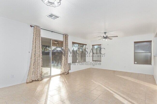 Building Photo - 15807 W Marconi Ave