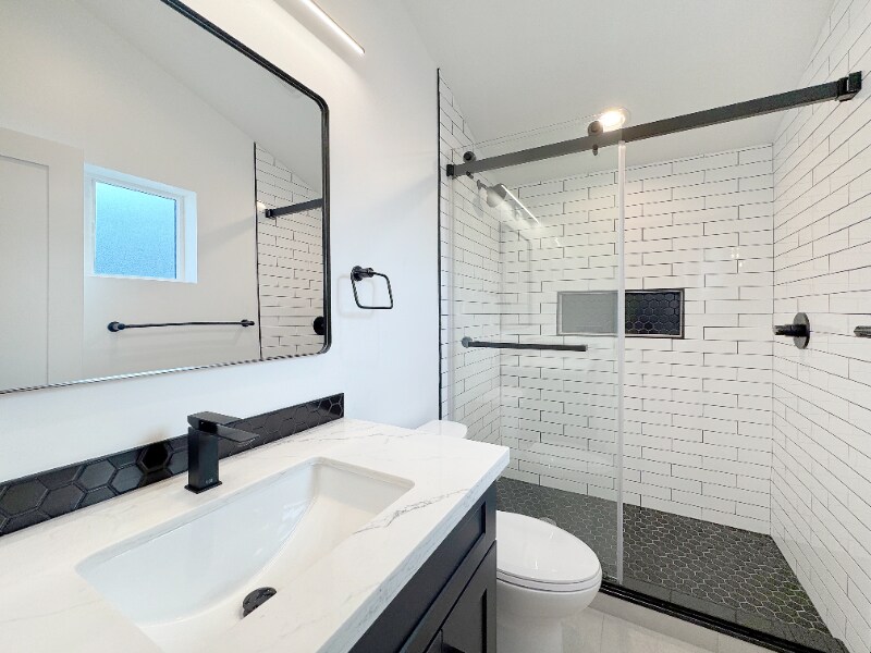 Building Photo - 4461 Farquhar Ave