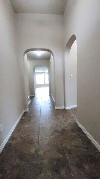 Building Photo - 1716 Jacona Trl