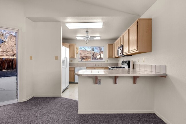 Building Photo - One Story Home in Sparks