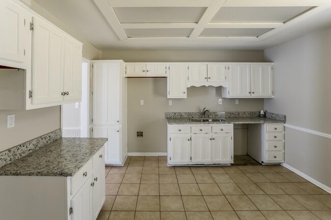 Building Photo - 4511 Country Brook Dr