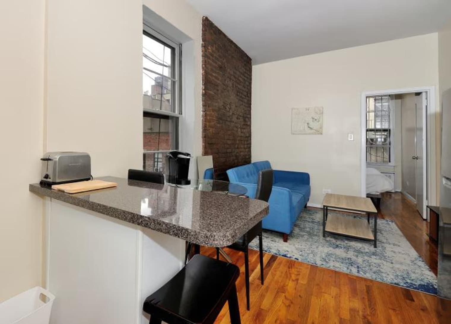 Building Photo - 348 E 34th St