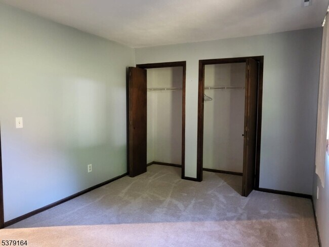 Building Photo - 1 Red Lodge Dr