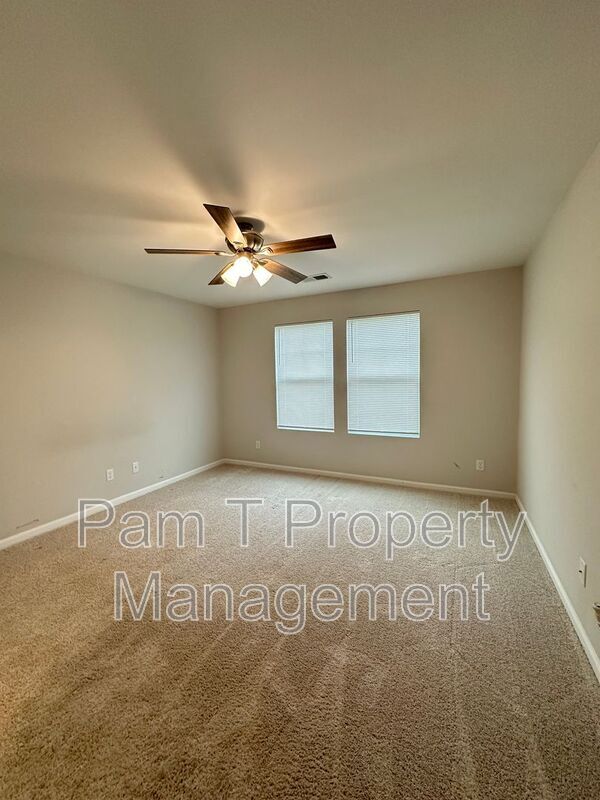 Building Photo - 87 Dunnoman Dr
