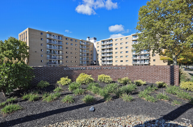 Westbrook Village Apartments in Brooklyn OH - Westbrook Village