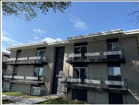 Building Photo - 9932 E 36th St S