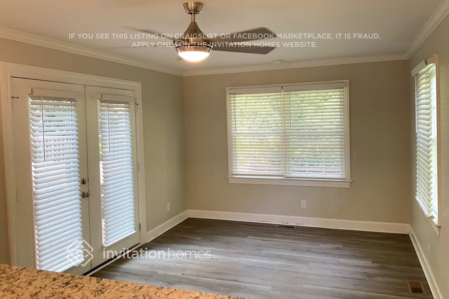 Building Photo - 5808 Heatherbrook Cir