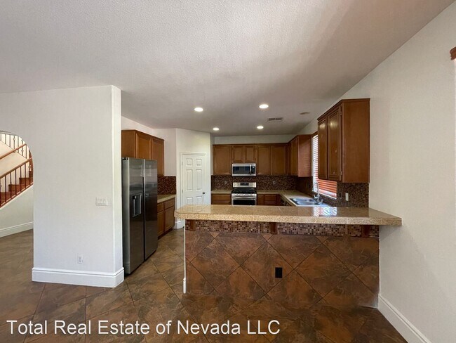 Building Photo - 4 br, 2.5 bath House - 10511 Bella Camrosa