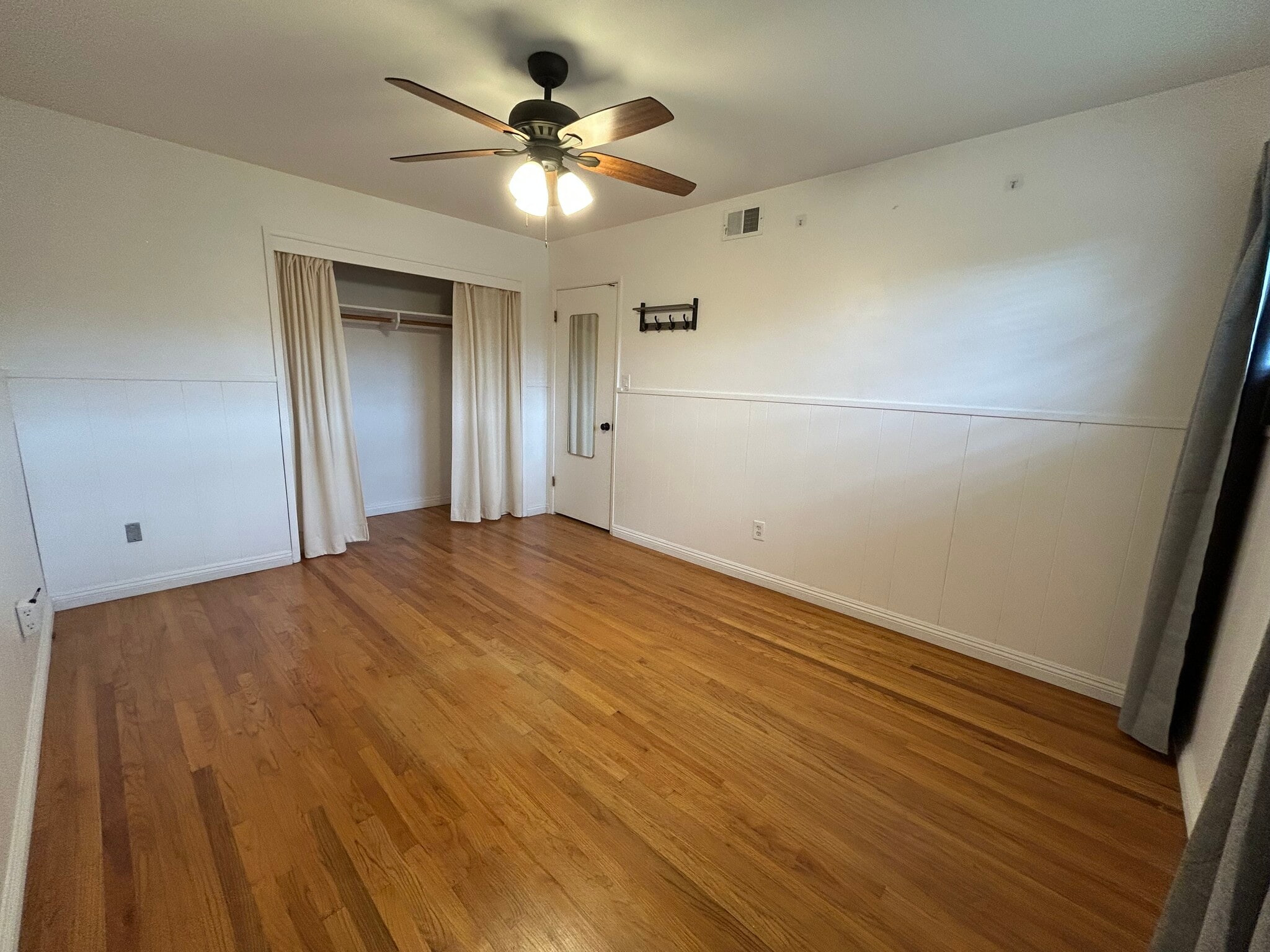 Building Photo - 4781 73rd St