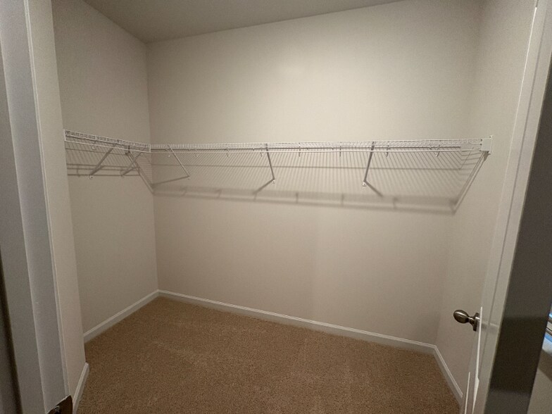 Building Photo - 766 Dorset Strm Dr