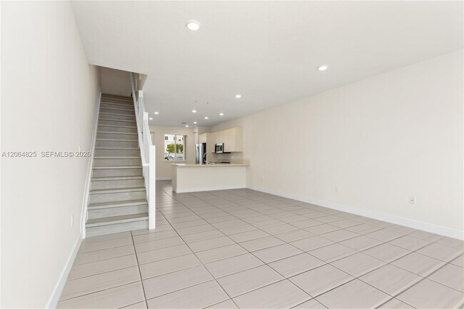 Building Photo - 6416 NW 102nd Ct