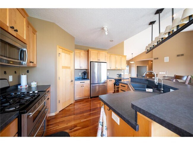 Building Photo - 6531 Century Ln