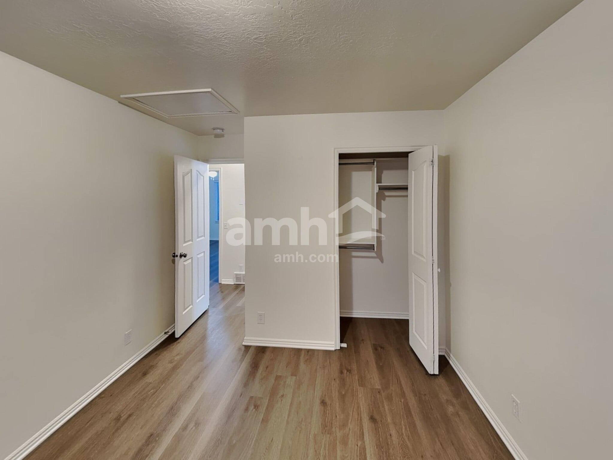 Building Photo - 1871 N 750 W