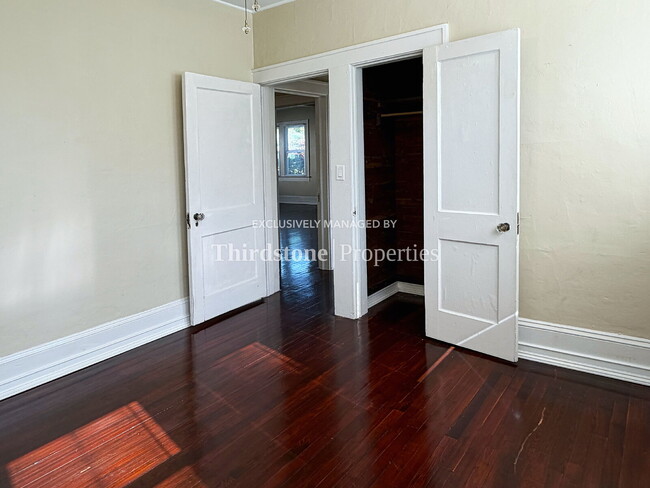 Building Photo - 4718 Ramona Blvd