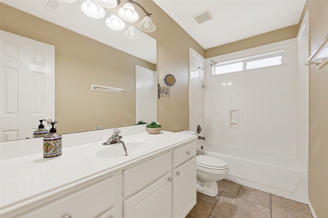 Building Photo - 18819 Forest Deer Rd