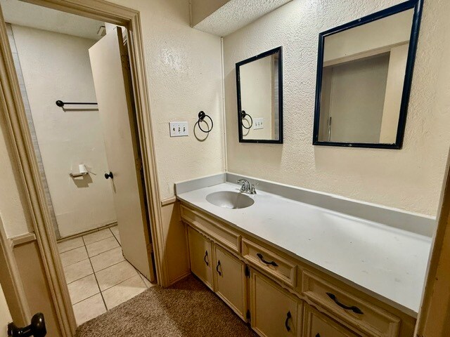 Building Photo - 6304 Quaker Ave