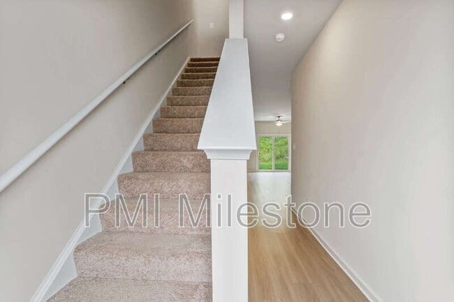 Building Photo - 29 Paddington St
