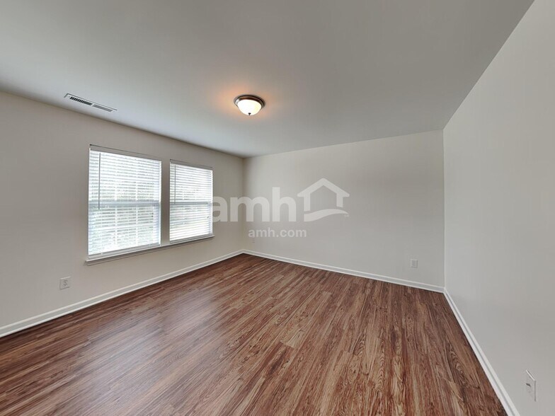 Building Photo - 14404 Waterlyn Dr